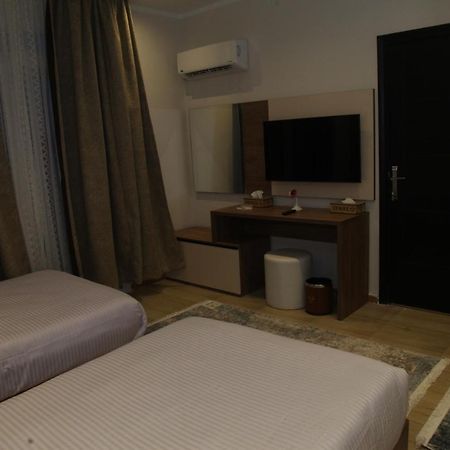 Jewel Assiut Hotel Bagian luar foto