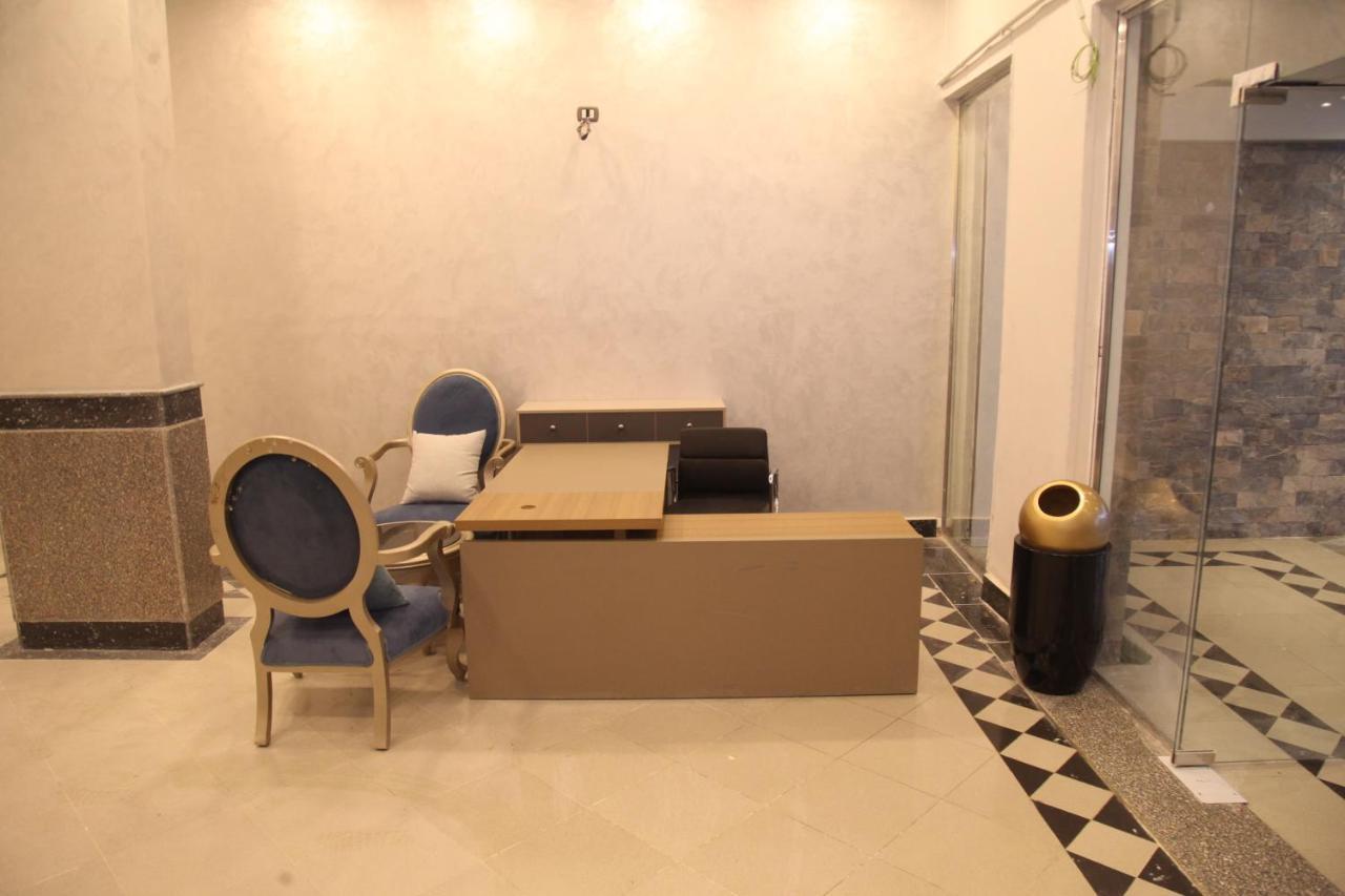 Jewel Assiut Hotel Bagian luar foto