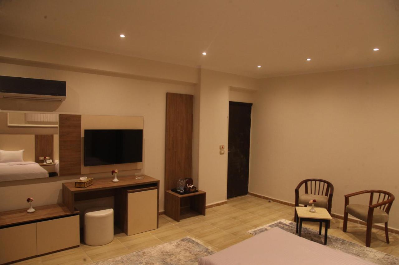 Jewel Assiut Hotel Bagian luar foto