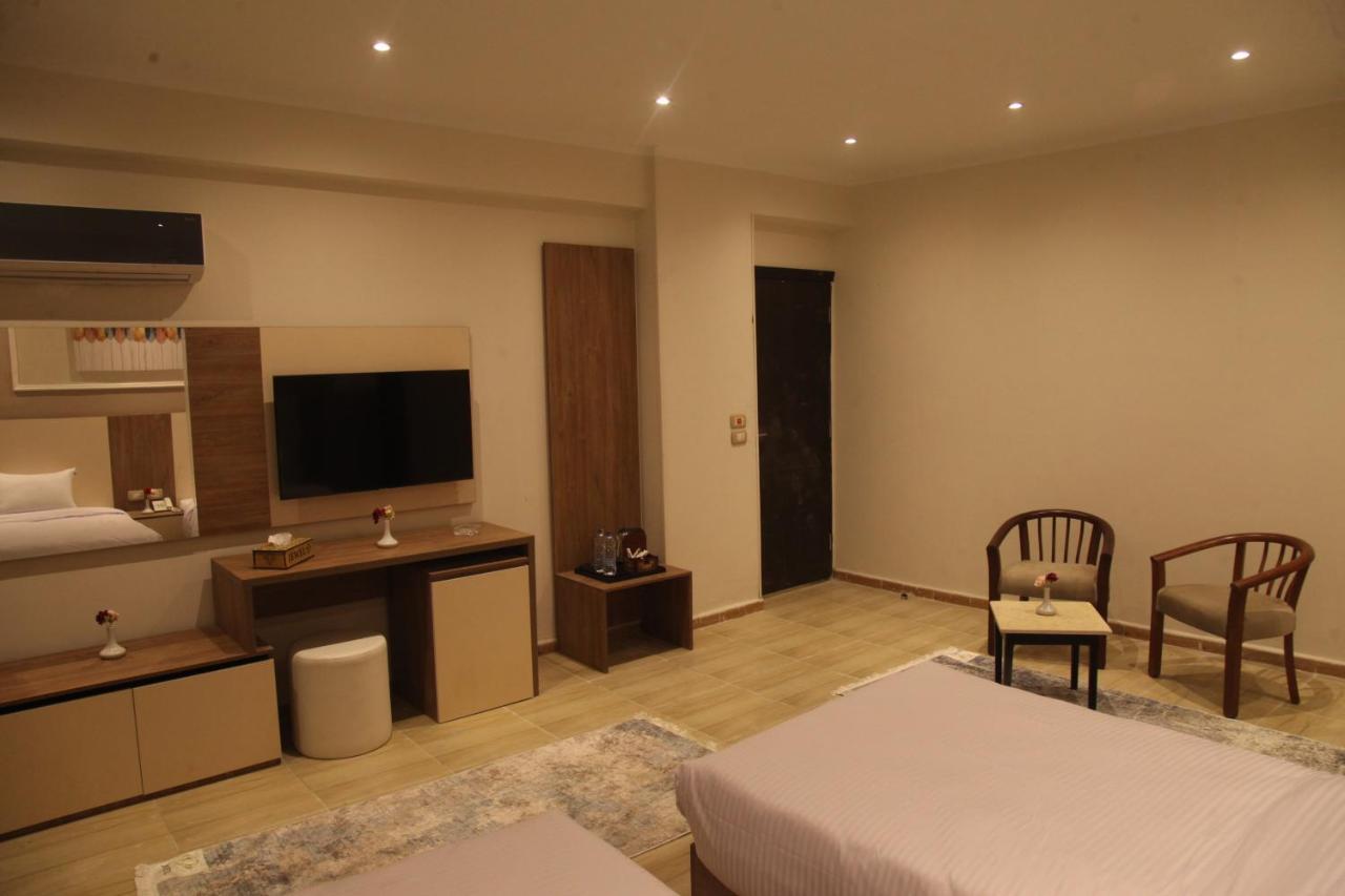 Jewel Assiut Hotel Bagian luar foto