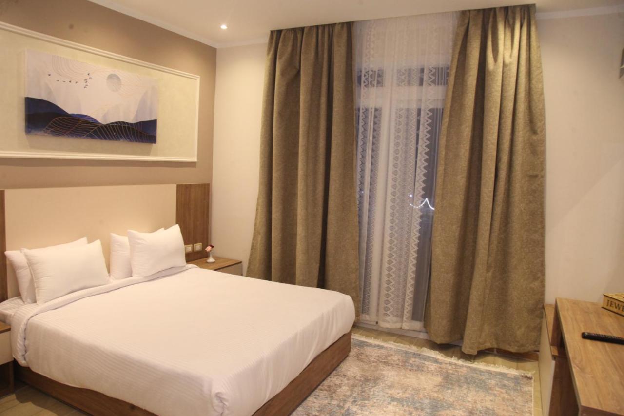 Jewel Assiut Hotel Bagian luar foto